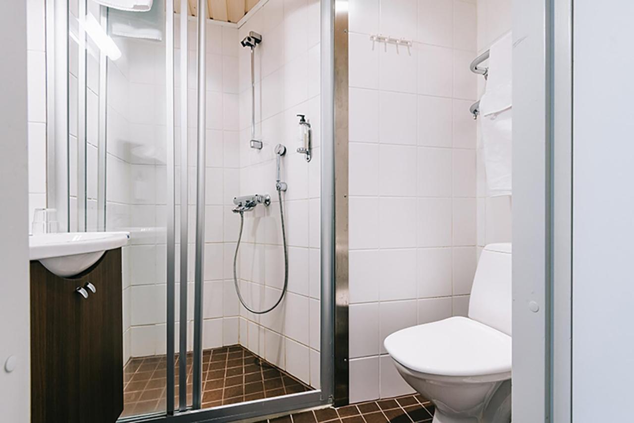Pietarsaaren Kaupunginhotelli Jakobstad Esterno foto
